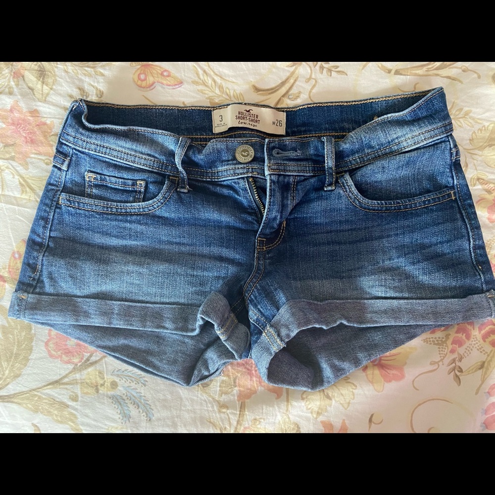 Hollister Jean shorts